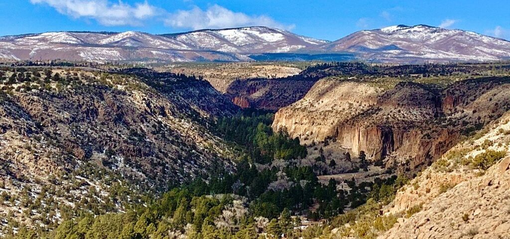 bandelier-national-monument[1]